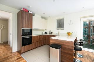 1 Bedroom 2 Bath Apt- Riverside Location - 4