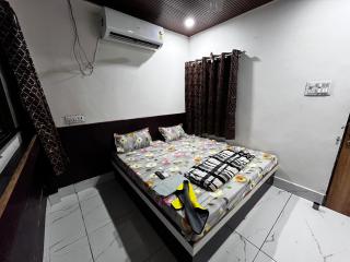 Mahakal home stay - 5
