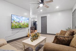 The Cozy Haven 5BR Home in Spencer OK - 1