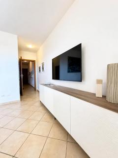 Sea view apartment with private terrace - 7