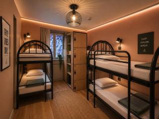 Global hostel - 1