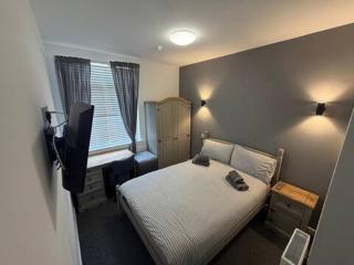 Rooms on Dunnikier Road, Kirkcaldy, Fife - opposite Victoria Hospital - 8