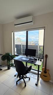 Shared House in Melbourne - 9