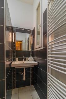 Castel view apartment - 8