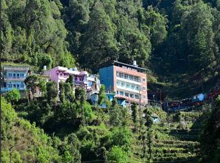 Hotel Deep Khirsu - 6