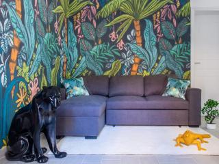 Tropical Boutique Apartment - 6