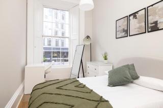 Edinburgh City 6-Bedroom Apartment in the heart of West End - 5