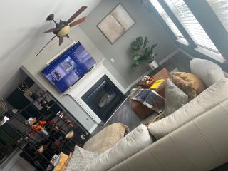 Spacious 3 bedroom 3 bathroom cozy home with patio 15 mins away from ATL - 6