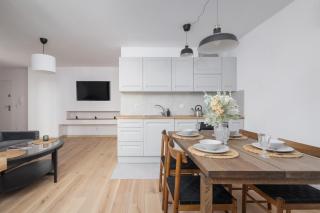 Bright Apartment in the Centre of Katowice by Noclegi Renters - Katowice - 8