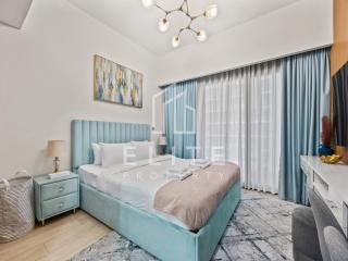 Tranquil Studio Retreat in Azizi Riviera 26 - 9