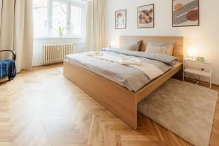 BNB Blumental Apartment with Balcony - 9