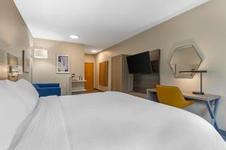 Holiday Inn Express Hotel & Suites Charlotte by IHG - 9