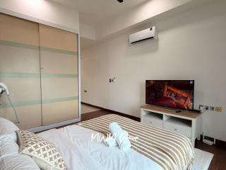 Paragon Suites Jacuzzi Suites by MWM - 2