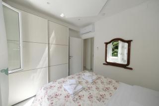 Sunny Seaside Escape in Rapallo - 1