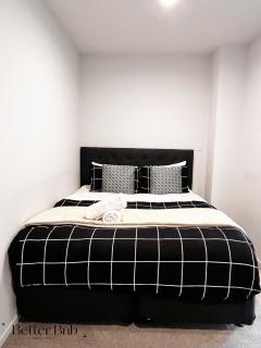 Free Parking AC Cooling and CBD View - 4