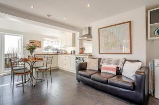 1 Bed in Whitby oc-r566 - 6