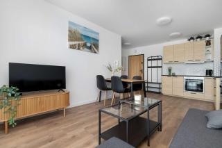 Jasny Apartament z Sypialnią i Balkonem by Noclegi Renters - 5