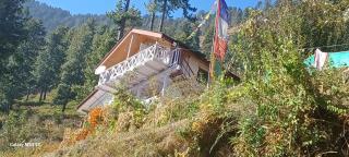 Negi's Hermit Hut Home Stay - 4
