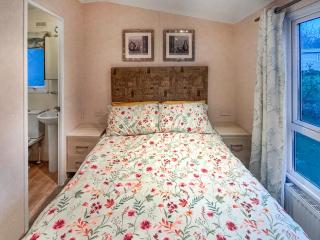 Hopton Holiday Relaxing Retreats - 2