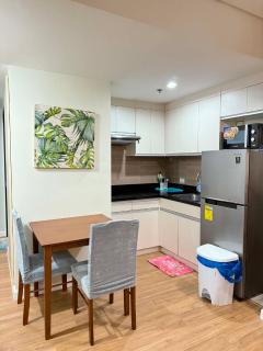 trendy & Reliable Condo unit - 5