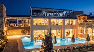 Volta Seaside Boutique Hotel - 2