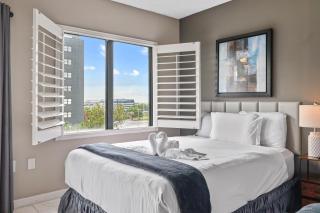 Studio Condo Near Universal I-Drive w Kitchenette - 1