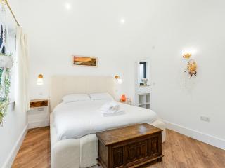 Truffle House - Ukc9375 - 6