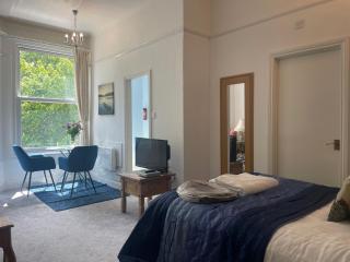 Apartment 6 - 3