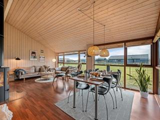 Holiday Home Tamara - 800m to the fjord by Interhome - 4