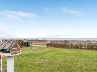 Holiday Home Richard - 400m from the sea by Interhome - 4