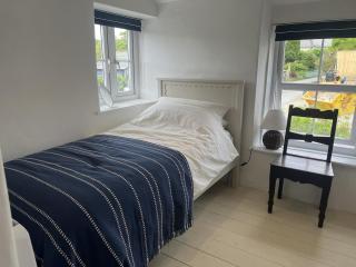 Carne Cottage - 1