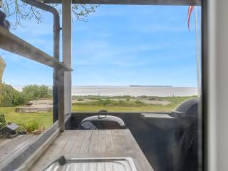 Holiday Home Elodie - 10m from the sea by Interhome - 8