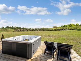 Holiday Home Junis - 900m from the sea by Interhome - 9