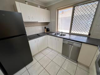 4 Bedroom Family House, Pets - Yes - 9