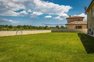 Villa LunIstra in Central Istria for 10 people with private pool & kids playground - 9