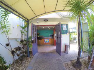 Crystal Garden Resort & Restaurant - 2