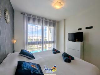 Sunny 2 Bed Retreat with Pool View LB86 - 6