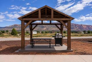 The Narrows Tiny Home - 9
