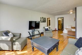 2 Mi to Downtown KC! Quiet Ranch-Style Home - 4