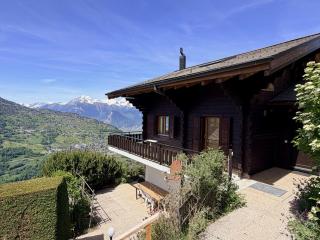 Eanta SUNNY & MOUNTAIN chalet 10 pers by Alpvision Résidences - 3