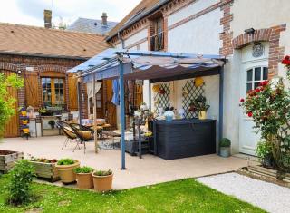 Le Cottage Tina Bed And Breakfast - 0
