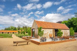 The Coach House - Fring Estate - 8