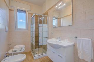 Le Bianche Apartments - 4