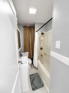 Budget Private Room 1 near Yale & Hospitals - Grasso - 4