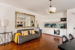 Huge and bright 4BD for 10 guests Sacre-Coeur - Paris - 8