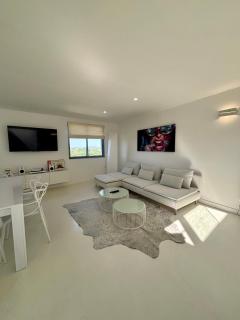 White Loft - 6 personnes - toit-terrasse avec vue panoramique - 2