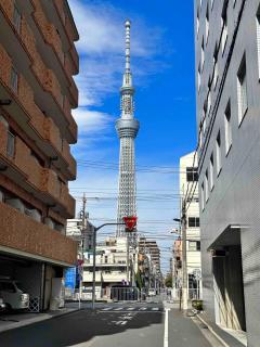 Direct to Shinjuku & Shibuya 50 sqm Apartment Sleeps 6 - 9