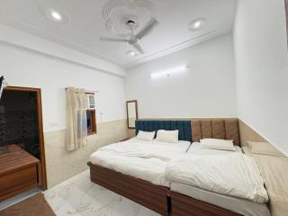 Hotel Vrinda Nikunj Dham - 6