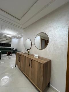 Elegant 2-Bedroom Apartment Near Kénitra TGV Station, Free Parking - 1