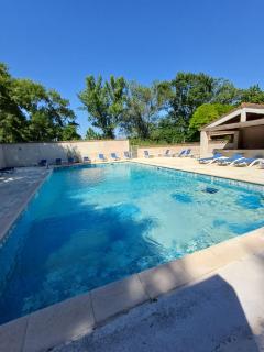 Studette cosy 10m2, Terrasse 18m2, Grande Piscine et Parking privé - 7